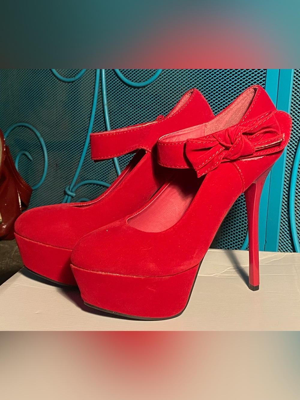 NIB UK HOT pink velvet platform Mary Jane stilettos,bow,patent leather heels 6